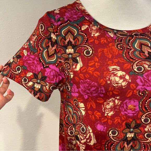 LuLaRoe Carly Floral paisley Patterned short sleeve a-line Dress size XS - Picture 2 of 11